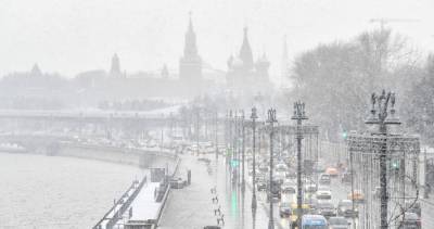 Синоптик рассказала, сколько продлится снегопад в столице