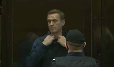 «Плохая девочка, горжусь тобой»: Навальный обратился к жене