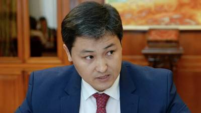 Президент Киргизии подписал указ о назначении Марипова премьером