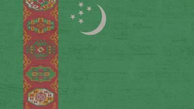Президент Туркменистана осмотрел новую униформу для силовых структур