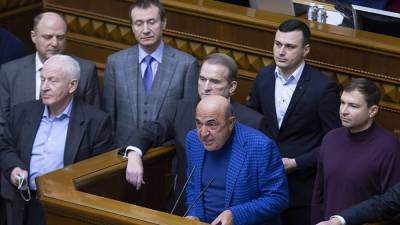 Опрос показал лидерство оппозиции Украины в случае новых выборов в Раду
