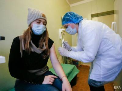 В Кабмине пообещали украинцам "проверенную и безопасную вакцину" от COVID-19