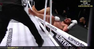 Впечатляющий дебют: кикбоксер сумасшедшим нокаутом выбил соперника за пределы ринга (видео)