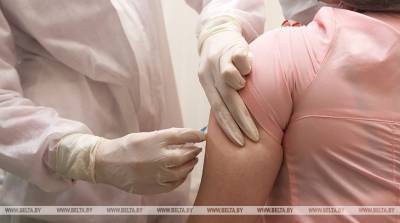 Более 1,5 тыс. медиков в Гродненской области вакцинировали от коронавируса