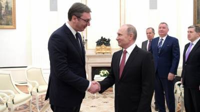Путин пообщался с главой Сербии по телефону