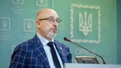 Как будут восстанавливать украинский язык на Донбассе: Резников рассказал о планах