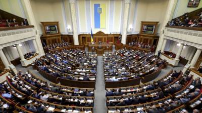 Больше 50% украинцев поддержали идею досрочных выборов в парламент