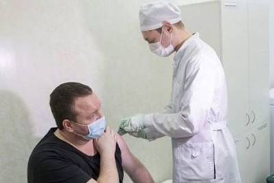 На КАМАЗе стартовала массовая вакцинация без отрыва от производства