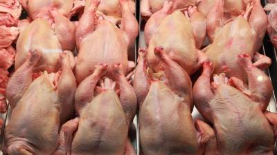 В Китае нашли следы коронавируса на упаковке мяса птицы из России