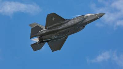 Пентагон решил "обелить честь" F-35 за счет шумихи вокруг российского ПВО