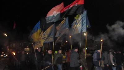 Политолог Карасев: власти Украины собираются 100 лет воевать с Россией