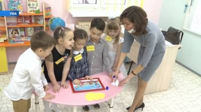 Радий Хабиров посетил «IT-Куб» и полилингвальный детсад в Уфе