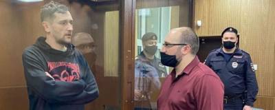 Предъявлено обвинение брату Алексея Навального Олегу