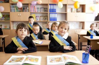 Старшая школа станет профильной и учиться придется 12 лет: какие "сюрпризы" приготовили украинским школьникам