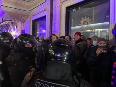 Суд в Москве арестовал школьника на 7 суток за участие в шествии 2 февраля