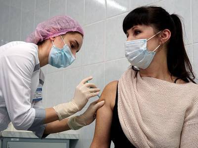 Вакцина налево, вакцина направо: хватит ли "Спутника V" россиянам после поставок за рубеж?