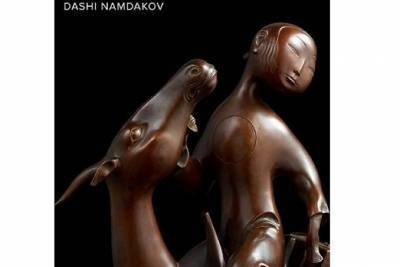 Всемирно известный скульптор и художник Даши Намдаков открыл выставку в Чите