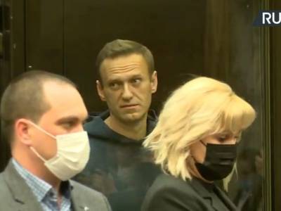 Навальному заменили условный срок на реальный