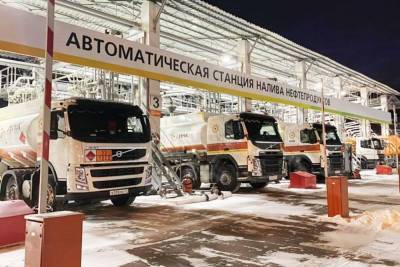 На заправки Хабаровского края доставлена первая партия бензина с НПЗ nbsp
