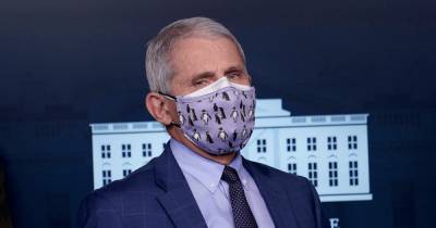 В США могут начать носить сразу две маски для защиты от COVID-19, - СМИ