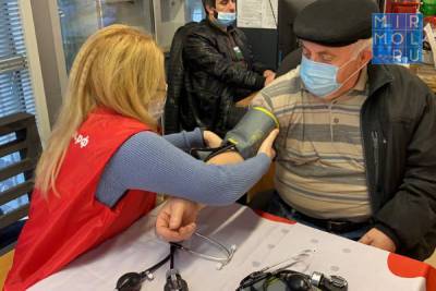 Дагестанские волонтеры-медики проводят просветительскую работу среди населения в рамках акции «МыВместе с заботой»
