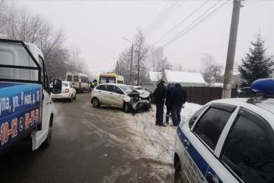 В Туле два человека пострадали в ДТП на улице Кутузова