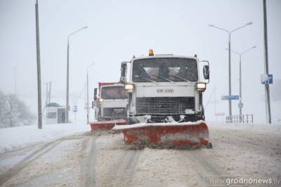 Аномальный снегопад в Гродно. Город парализован, службы работают на пределе возможностей