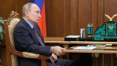 Путин призвал довести до конца расширение программы поддержки занятости