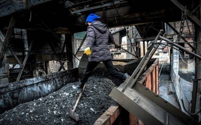 Украина может погрузиться во тьму из-за нехватки угля на ТЭС