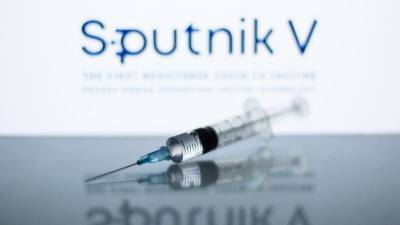 Лауреат Нобелевской премии рассказал об эффективности российской вакцины «Спутник V»