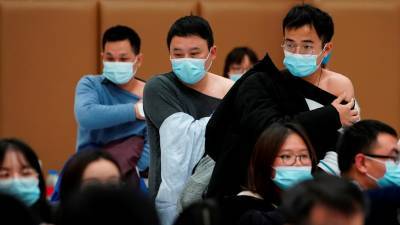 В Китае назвали число вакцинировавшихся от коронавируса