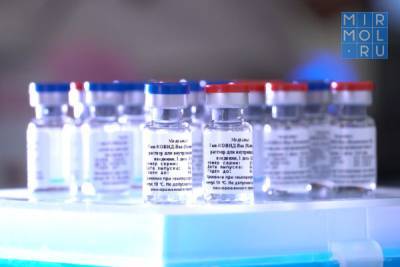 В Дагестанские Огни доставили 350 доз вакцины от коронавирусной инфекции