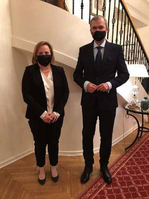 Посол США Джулия Фишер встретилась с Павлом Латушко