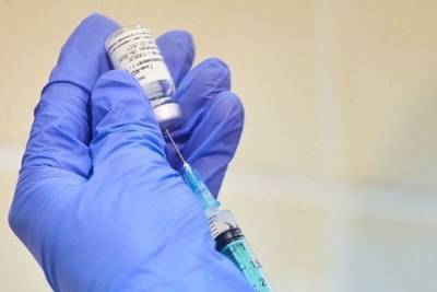 Псковский чиновник исключил пересечение здоровых и больных во время вакцинации от COVID