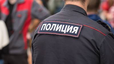 Десятки человек с железными прутами задержаны в Казани