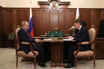 Путин призвал быстрее проработать меры по поддержке самозанятых