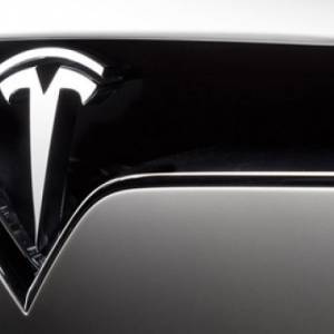 Tesla запустила в Китае завод по производству зарядных станций