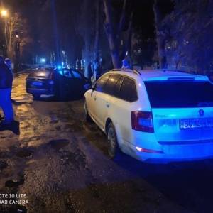 Львовский полицейский устроили пьяное ДТП. Фото