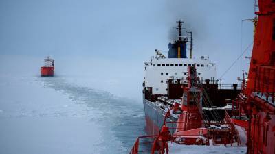 Российский танкер "Кристоф де Маржери" совершает рекордное плавание по Севморпути