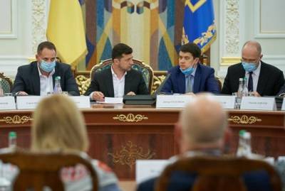 Украинцы готовы полностью перезагрузить власть в стране