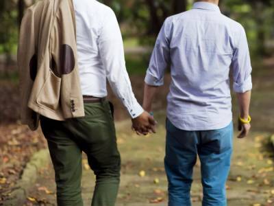 Центр общественного здоровья Украины заказал тендер на 10 млн грн для изучение поведения геев