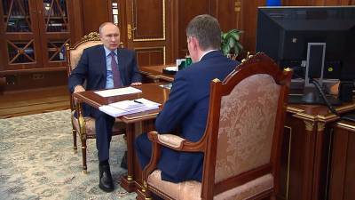 Решетников рассказал Путину о ситуации с безработицей в России