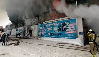 В Красноярске при тушении пожара погибли трое спасателей