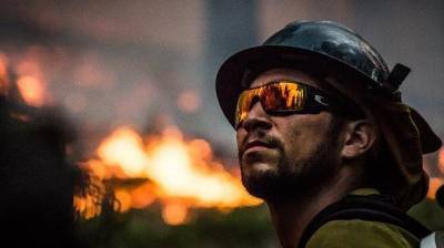 В Австралии вновь бушуют лесные пожары (ВИДЕО) и мира