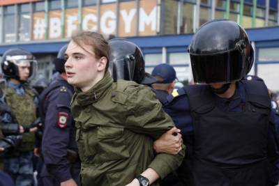 Ректор ВШЭ пообещал не наказывать студентов и преподаваталей за участие в митингах