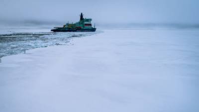 Канадские СМИ назвали историческим плавание российского танкера по Севморпути