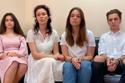 Бывшая невестка Юрия Чайки отсудила право на детей