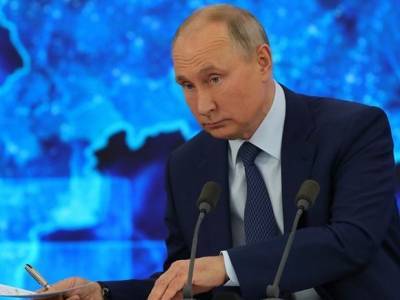 Путин ввел штрафы за пропаганду «веселящего газа»