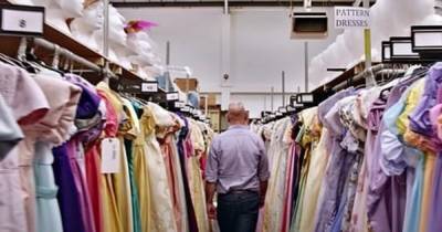 Netflix показал 7500 нарядов, созданные для съемок сериала "Бриджертоны" (видео)