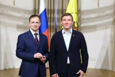 Экс-губернатор Псковской области стал почетным членом РВИО